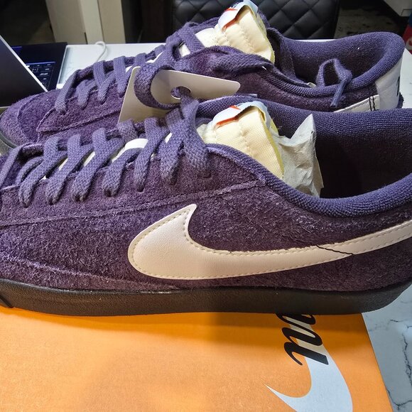 Nike Blazer Low '77 Vintage "Dark Raisin/Off Noir" FQ8060-500 Mens 10 Wms 11.5 - Picture 1 of 14